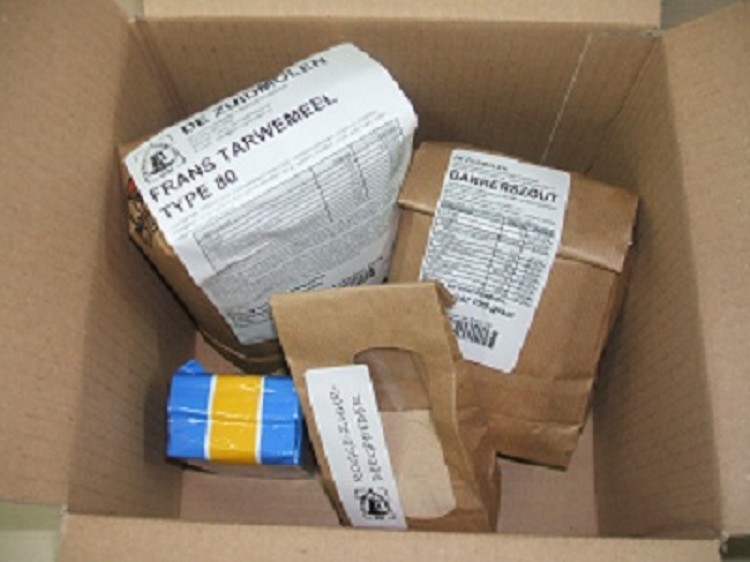 Bakpakket Lichtbruine pistolets.